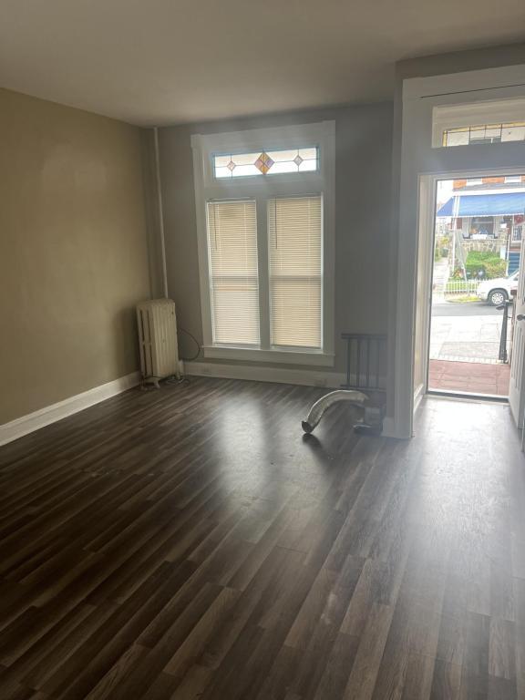 2200 Baker St