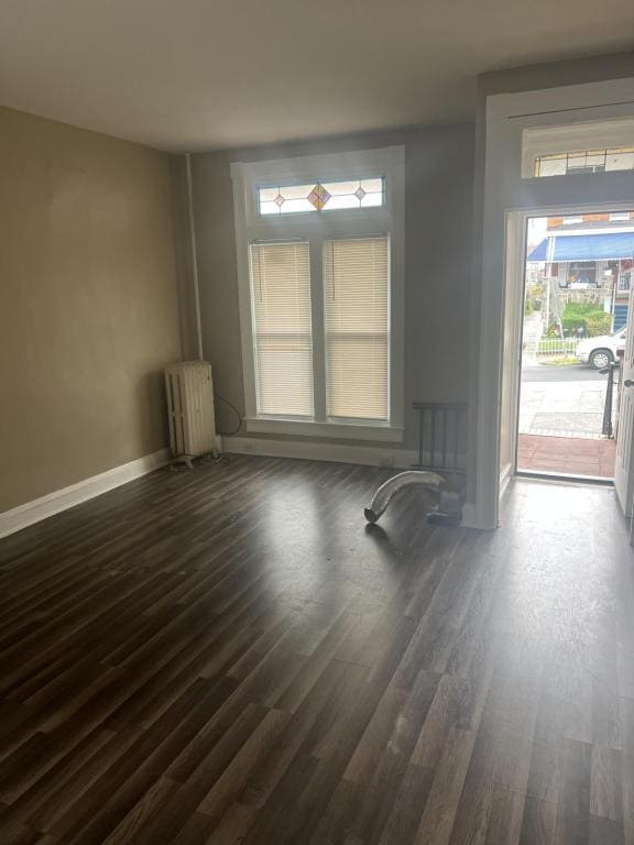 Photo - 2200 Baker St