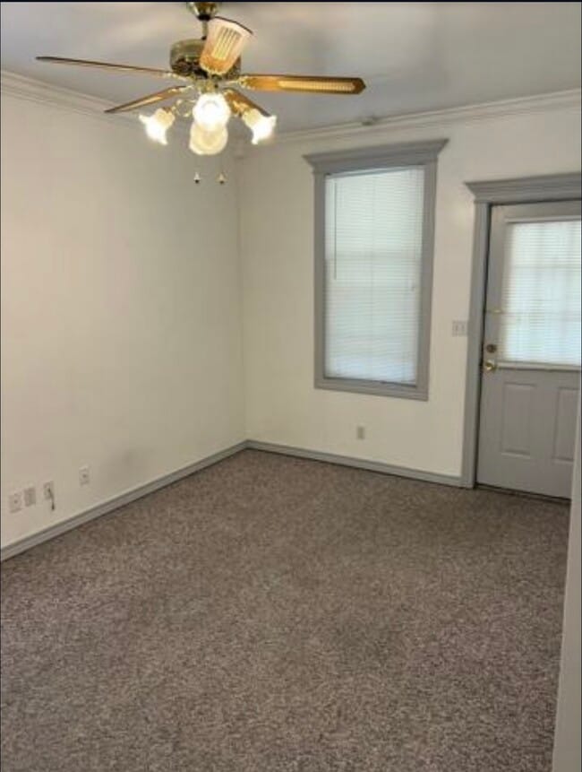 Photo - 2305 Maine St Unit 2c