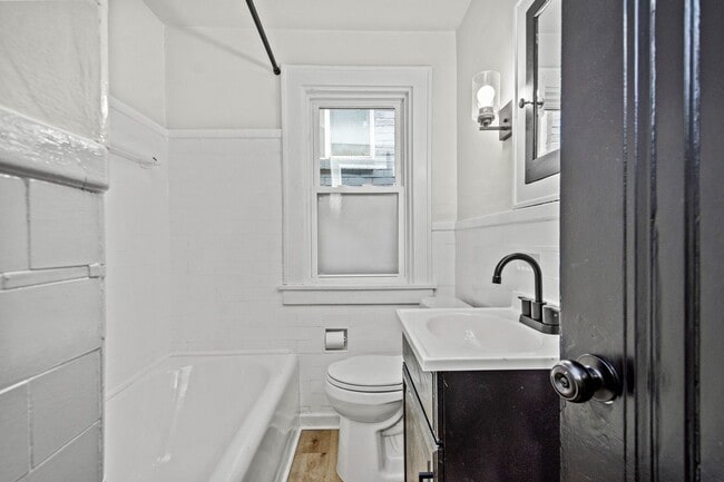 Photo - Beautiful 3 bedroom home in Crafton Heights available May 1!