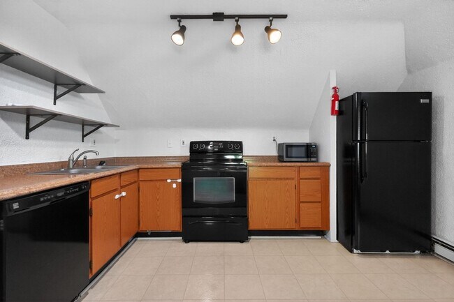 Photo - 2101 E 16th Ave