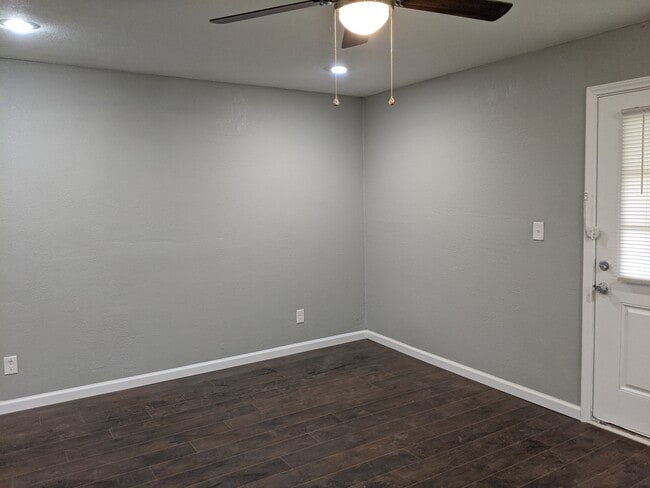 Photo - 14419 Briarcrest Dr House