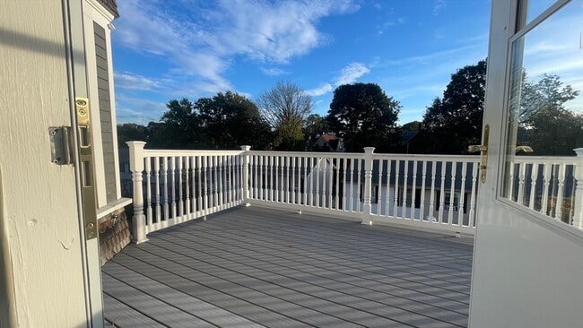 Photo - 33 Hollander St Unit 3