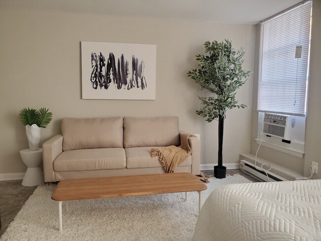Studio apartment (virtually staged)