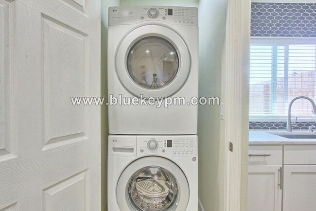Photo - ADU 1 Bed, 1 Bath Unit in Well Established Neighborhood Near Silver Star Elementary