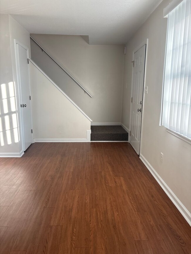 Photo - Spacious & Convenient on Myrtlewood!
