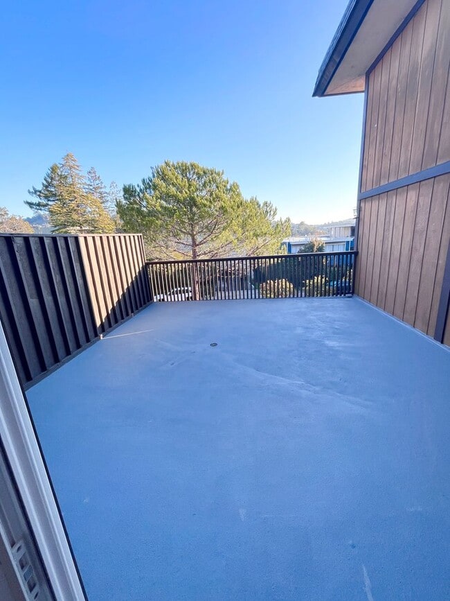 Photo - Bright, Cheery and Newly Renovated 2x1 behind Bon Air!