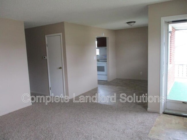 Photo - 5921/5923 East Braddock Avenue