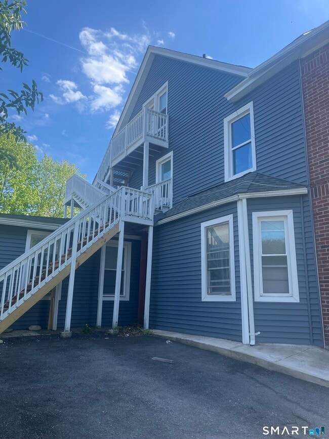 Photo - 23 Highland Ave