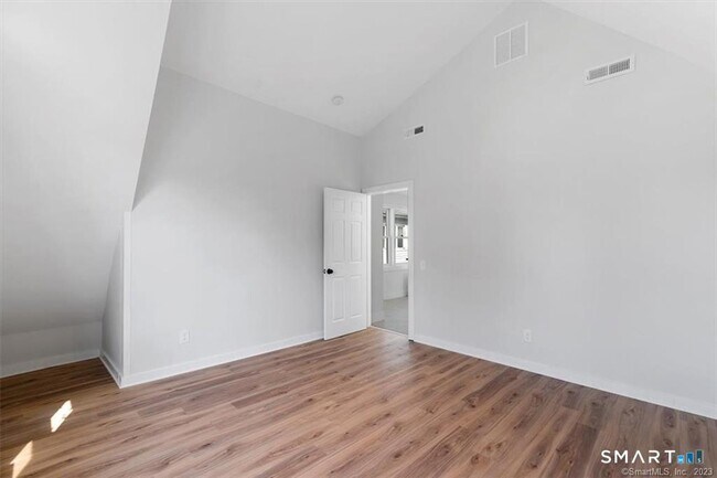 Photo - 19 Willard St Unit FL 3