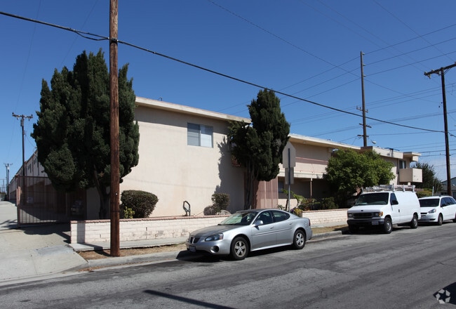 Photo - Kensington Apartments