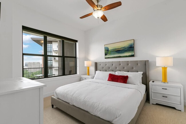 Photo - 101 Bowen St Unidad ID1297759P