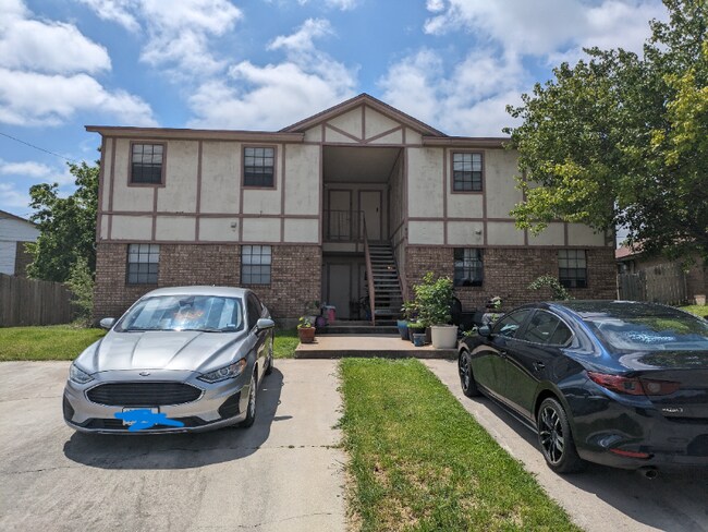 Building Photo - 404 Northern Dove Ln