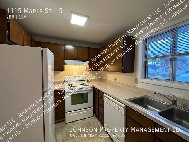 Photo - 1115 Maple St Unidad 5