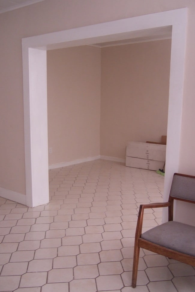 Photo - 1624 SW 10th St Unit 2