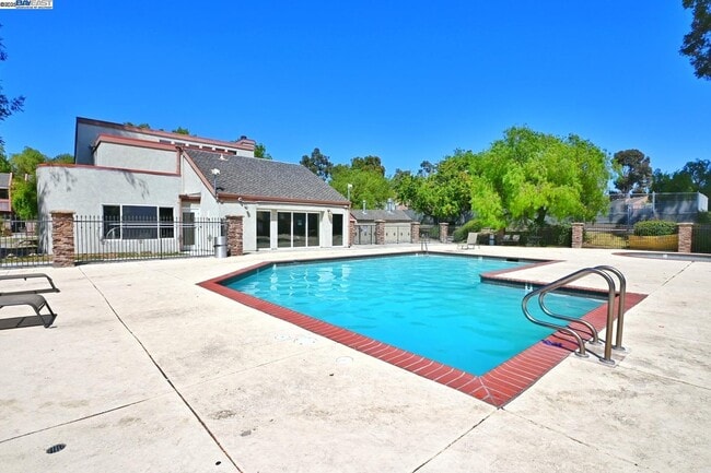 Photo - 420 Dempsey Rd Unidad 220