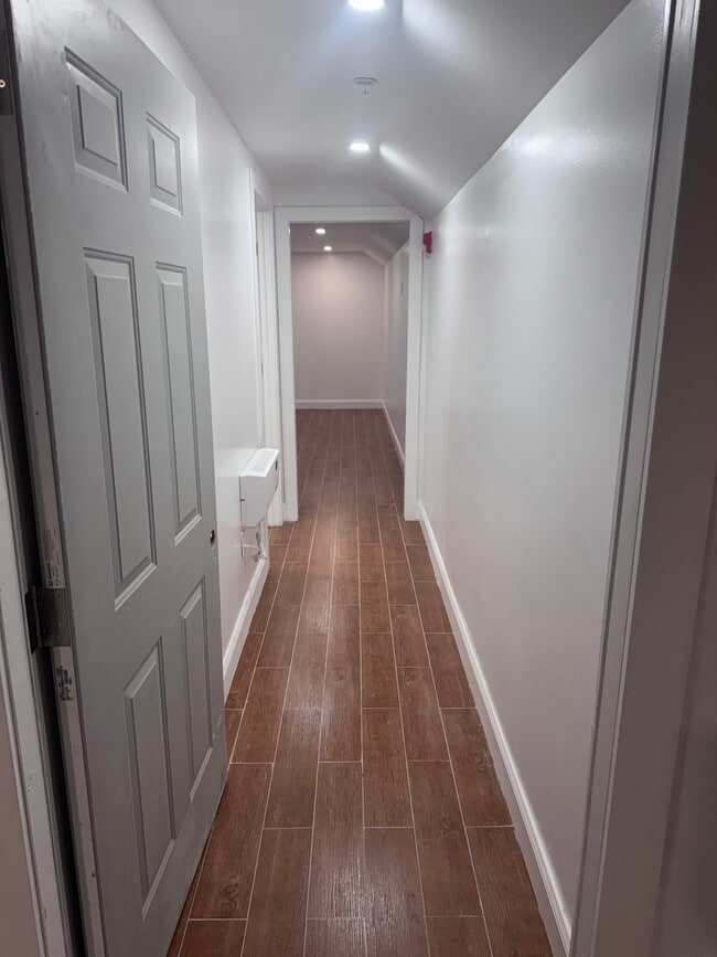 Photo - 647 N 16th St Unit 1