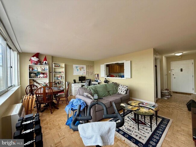 Photo - 1401 Pennsylvania Ave Unit 914