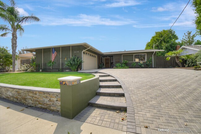 Photo - 26078 Adamor Rd House