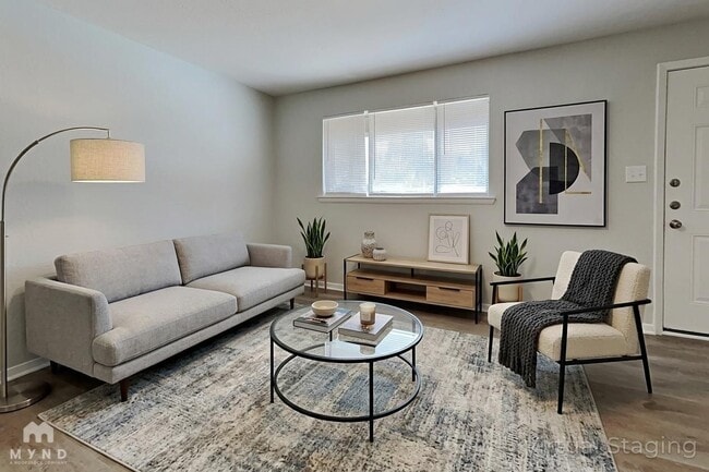 Photo - 4245 Larson Ln