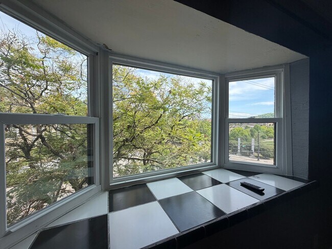 Photo - 11th Place Condominiums Unit #3010 Available for NOW!  $2100 per month. Unit 3010