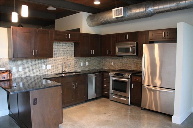 Building Photo - 2205 N Lamar Blvd Unit 115 Rental