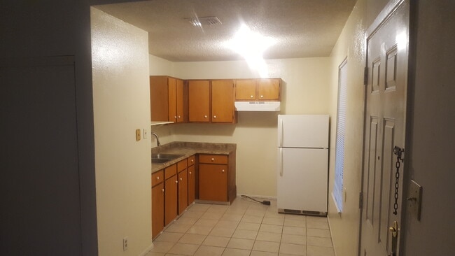 Photo - 631 J St Unit Apartment 1