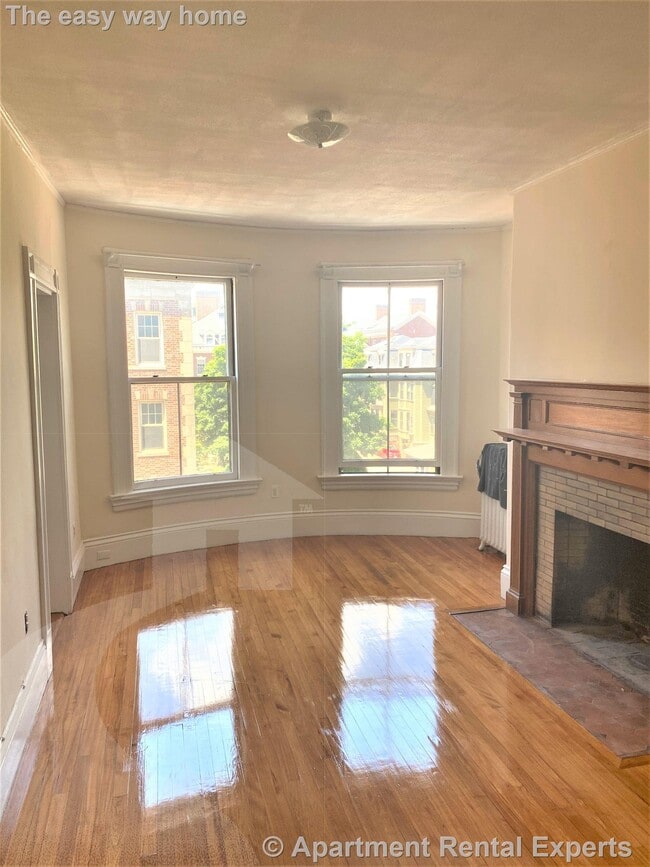 Building Photo - 2 Ware St Rental