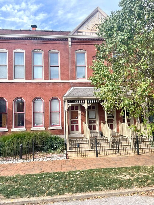 Photo - 2317 Hickory St