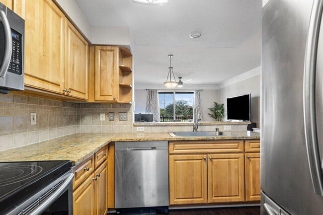 Photo - 2016 Alta Meadows Ln