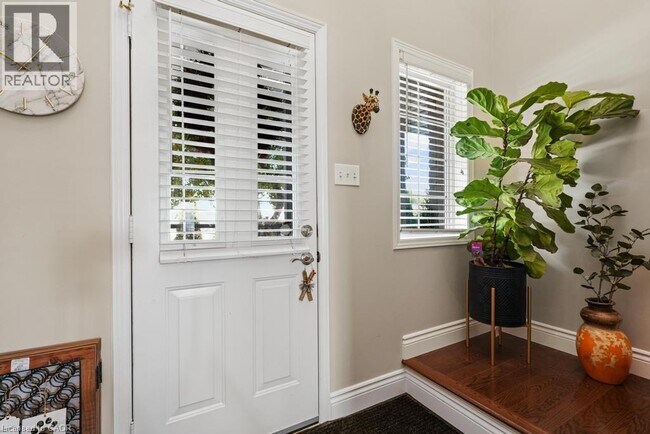 Photo - 104 Frances Ave