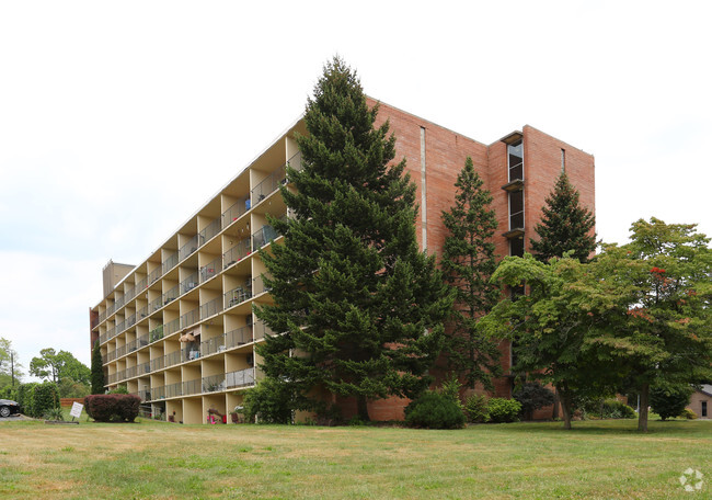 The Apartments on Second Street - The Apartments on Second Street