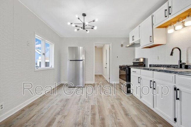 Photo - 313 Fenton St Unit Apt 1 Lower