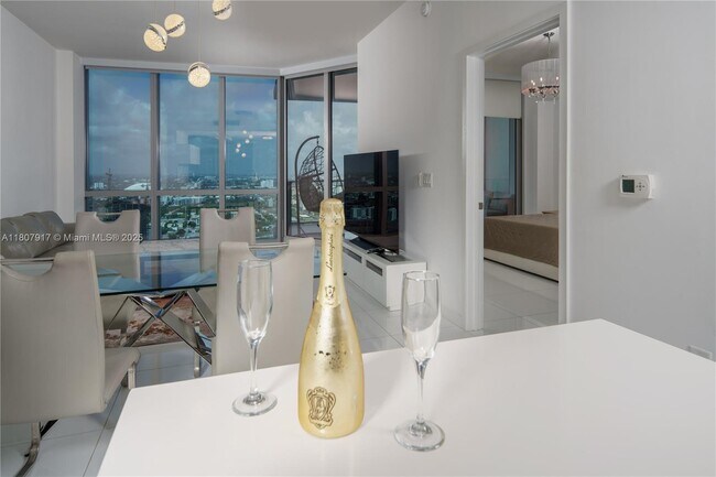Photo - 851 NE 1st Ave Condo Unit 4406