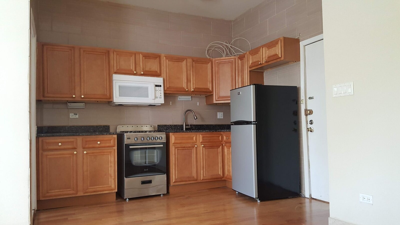 Lincoln Square Studio - Lincoln Square Studio Unit 102