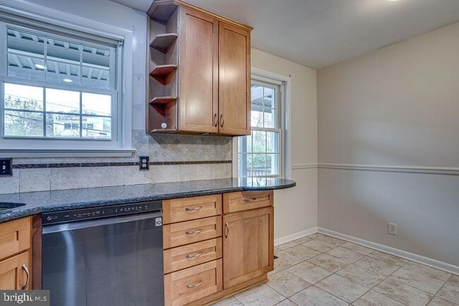 Photo - 2731 S Walter Reed Dr