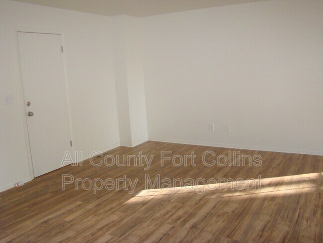 Photo - 1108 Baker St Unidad A