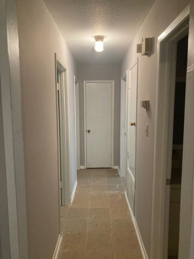 Photo - 9416 Windrow Pl