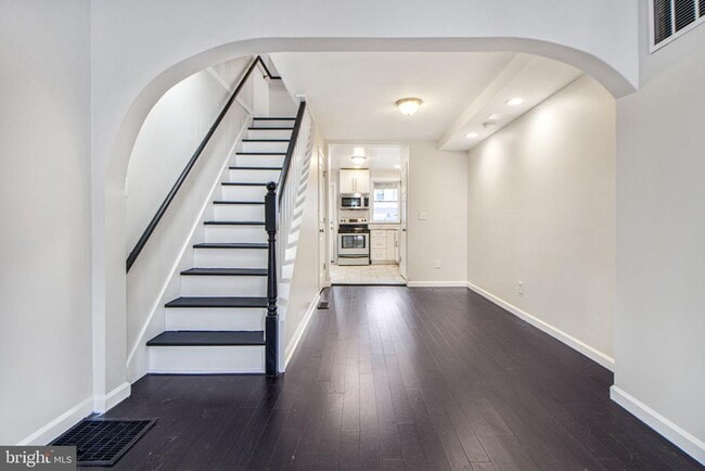 Photo - 1165 Cleveland St