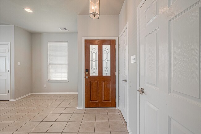 Photo - 2748 Maybrook Hollow Ln
