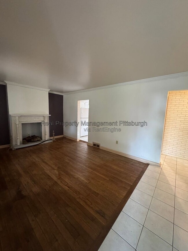 Photo - 7009 Church St