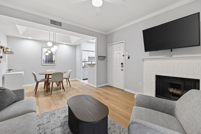 Photo - 4041 Drake St Unit 109