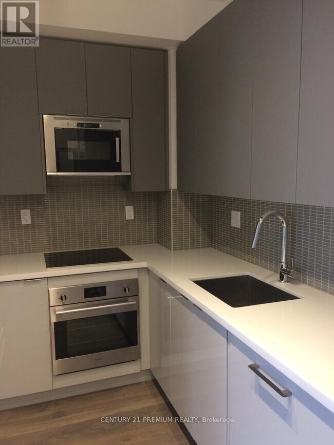 Photo - 2908 Hwy 7 Unité 314