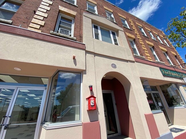 Photo - 15 W Broadway Unit N