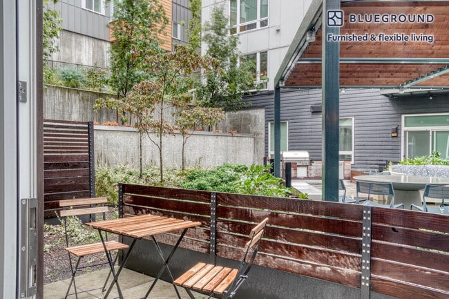 Photo - 125 Boren Ave S Unidad FL2-ID638