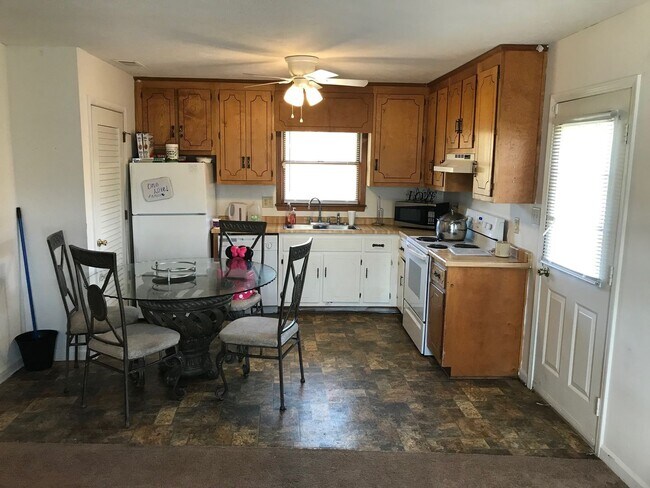 Photo - 115-117 Dement St Unit Dement St 117