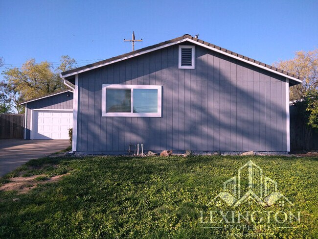 Beautifully Remodeled, Single-story, 3BD/2BA Home in Rio Linda near Babe Best Park!