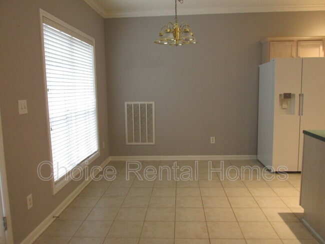 Photo - 102 Aaron Parc Ct