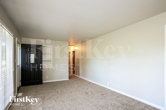 Photo - 505 Vista Dr