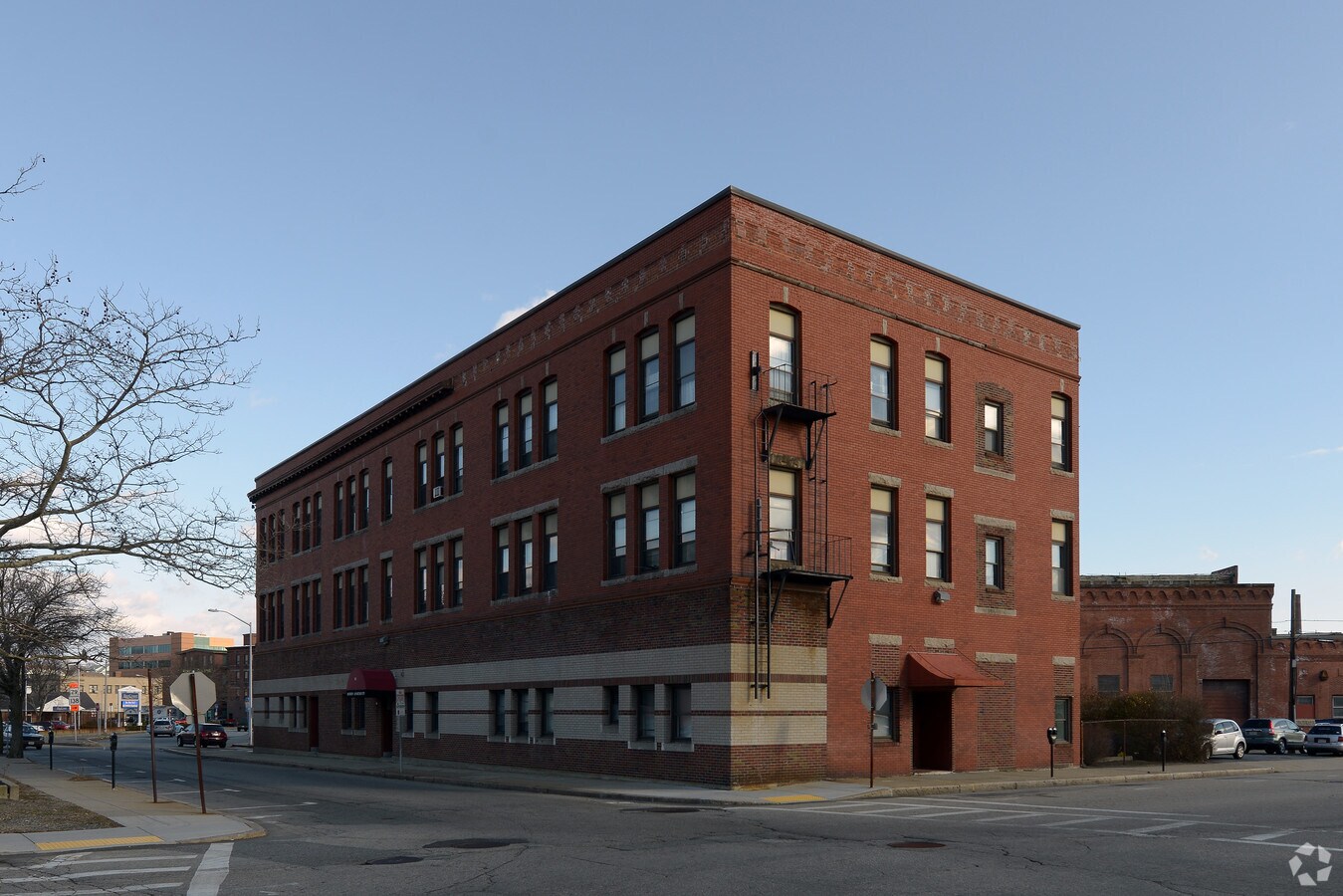 Borden Street Apartments - Borden Street Apartments